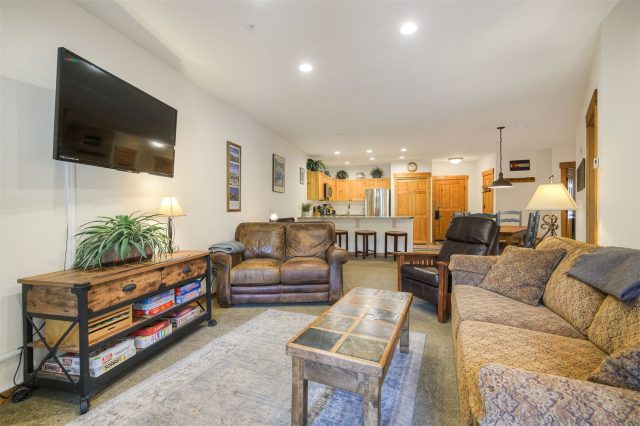 Condo in Tenderfoot Lodge, Keystone, CO — photo 2 (MLS S1070302)