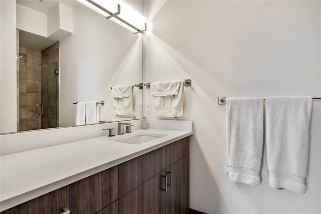 726 Discovery Hill Drive photo 38