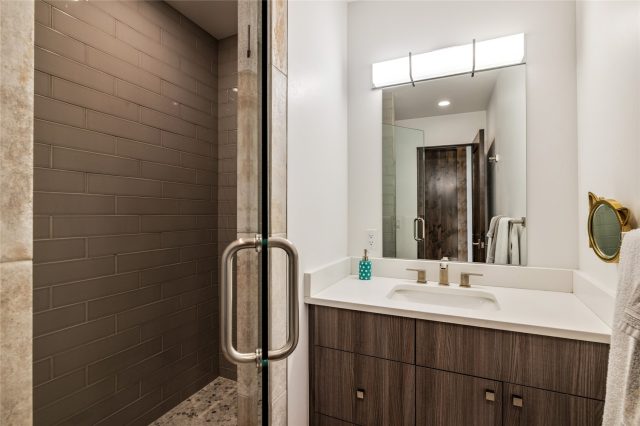 726 Discovery Hill Drive photo 40