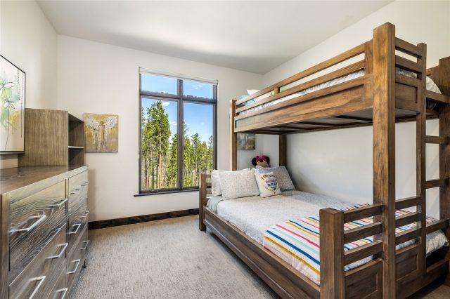 726 Discovery Hill Drive photo 41
