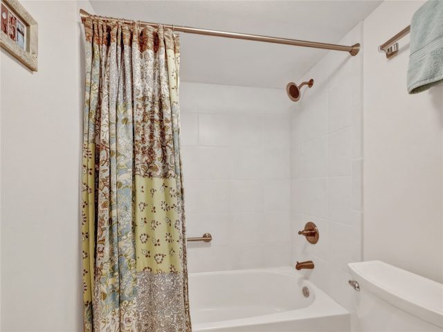 176 E La Bonte Street 101 photo 14