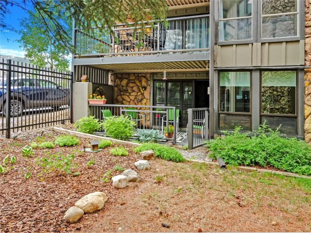 176 E La Bonte Street 101 photo 32