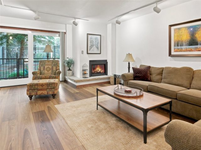 176 E La Bonte Street 101 photo 41