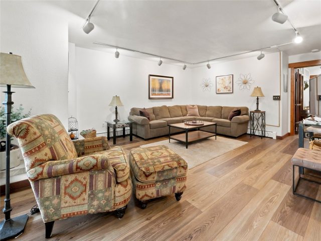 176 E La Bonte Street 101 photo 45