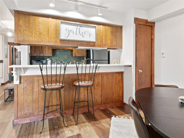 176 E La Bonte Street 101 photo 46