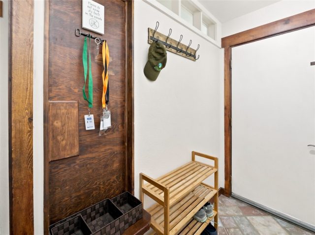 176 E La Bonte Street 101 photo 48