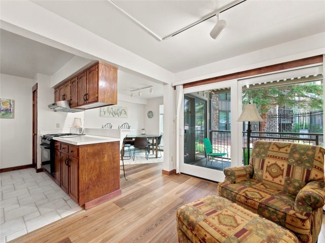 176 E La Bonte Street 101 photo 4