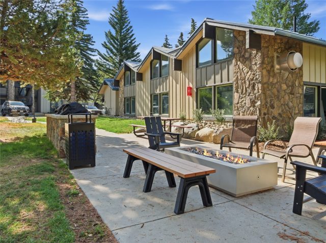 176 E La Bonte Street 101 photo 50