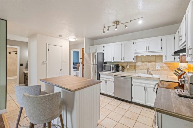 505 Straight Creek Drive 302 photo 8