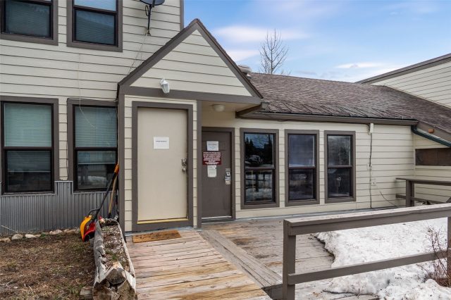 2200 Lodgepole Circle 301 photo 12