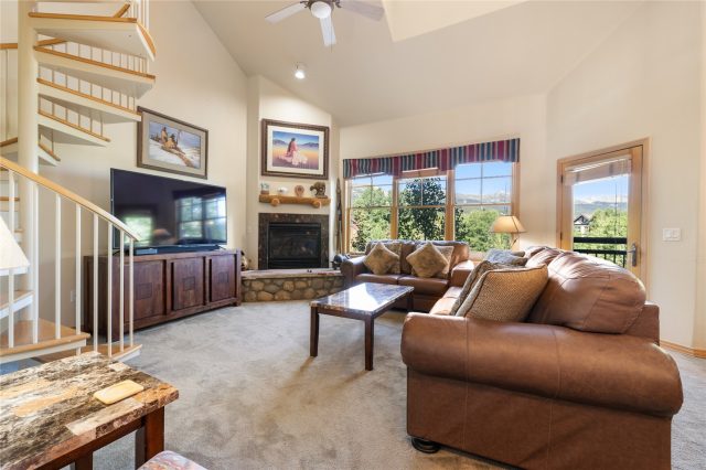 Condo in Corral At Breckenridge, Breckenridge, CO — photo 2 (MLS S1070342)