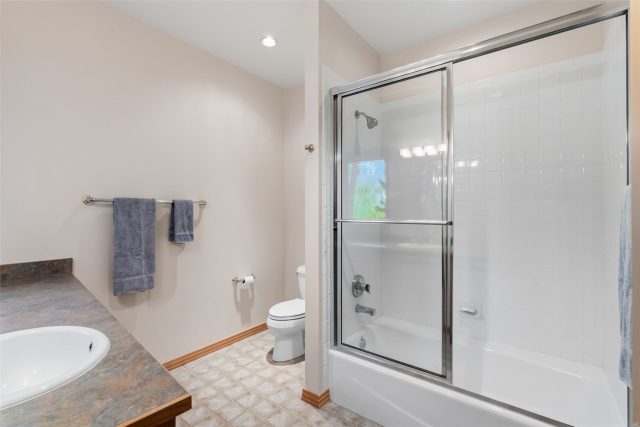 1165 Emerald Road photo 26