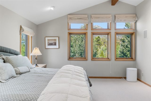 1165 Emerald Road photo 35