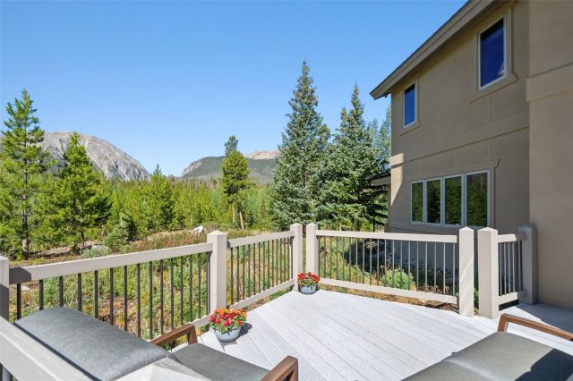 1165 Emerald Road photo 38