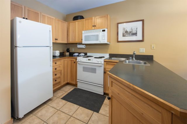 150 Dercum Square 8482 photo 12
