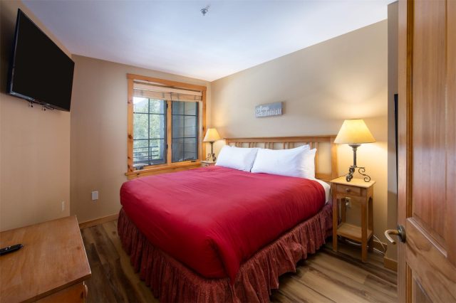 150 Dercum Square 8482 photo 17