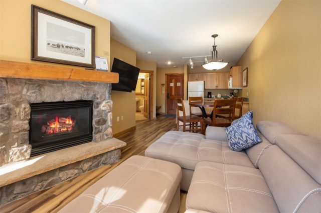 150 Dercum Square 8482 photo 2