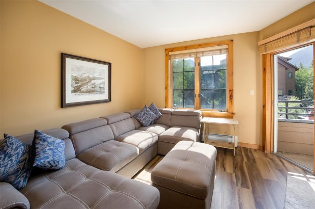 150 Dercum Square 8482 photo 3