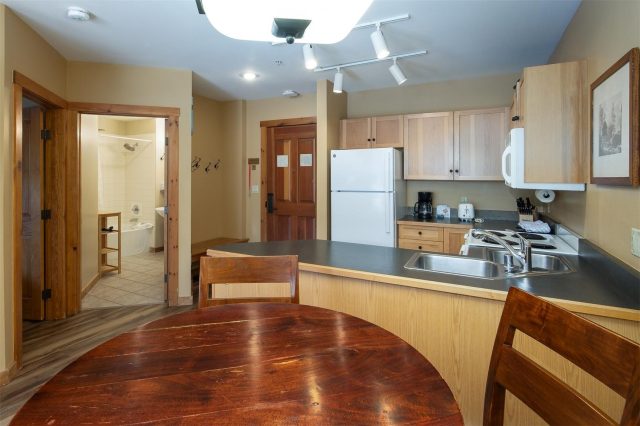 150 Dercum Square 8482 photo 9