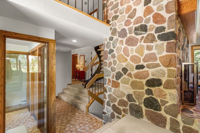 2260 Keystone Ranch Road photo 11