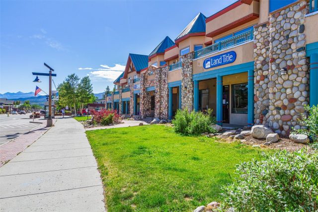 60 E Main Street C,d photo 4