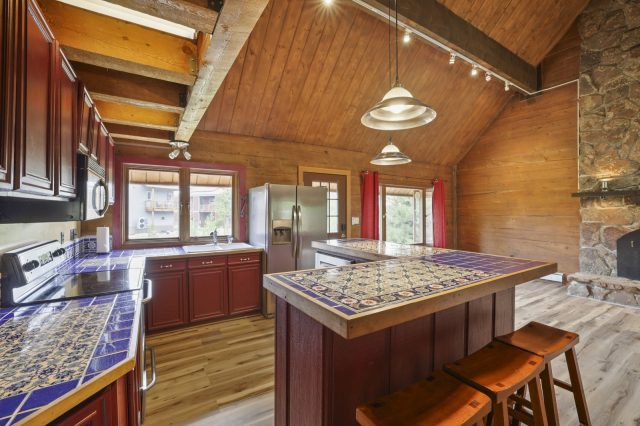 82 Stellar Jay Road photo 6