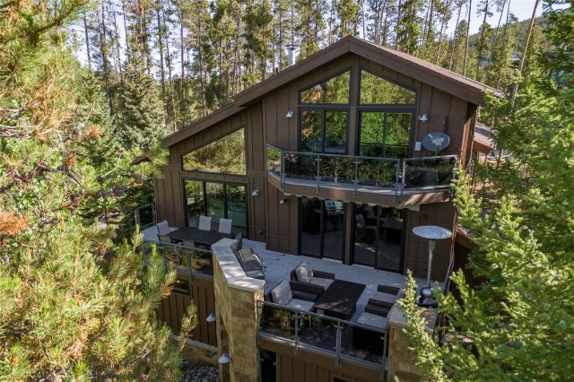 Home in Weisshorn Sub, Breckenridge, CO — photo 3 (MLS S1070381)