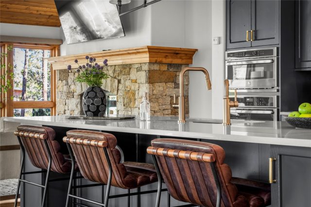 Home in Weisshorn Sub, Breckenridge, CO — photo 6 (MLS S1070381)