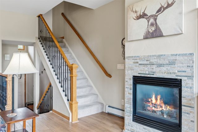 1512 Point Drive B photo 13