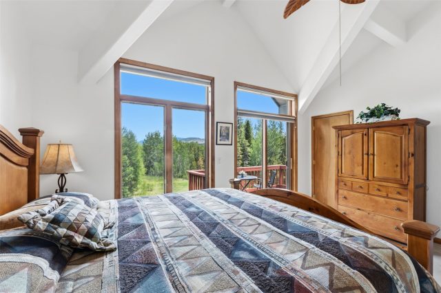1512 Point Drive B photo 15