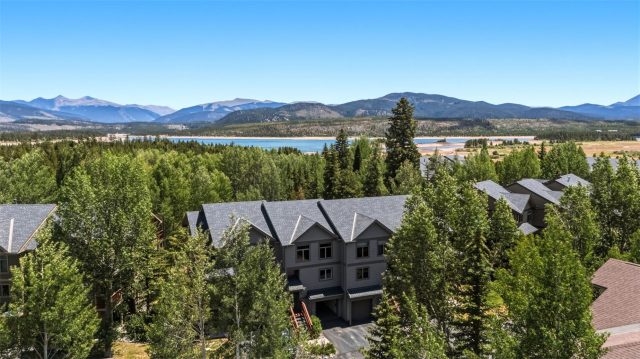 1512 Point Drive B photo 33