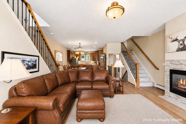 1512 Point Drive B photo 4