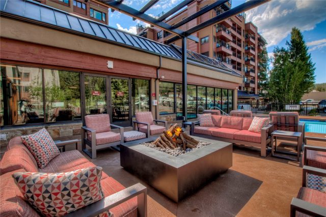 645 S Park Avenue 3302 photo 32