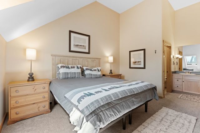100 Dercum Square 8421 photo 18