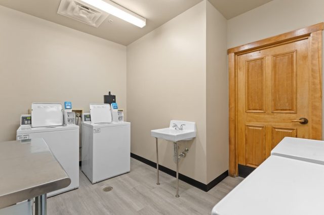 100 Dercum Square 8421 photo 31