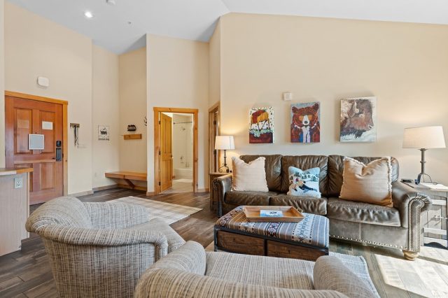 100 Dercum Square 8421 photo 4