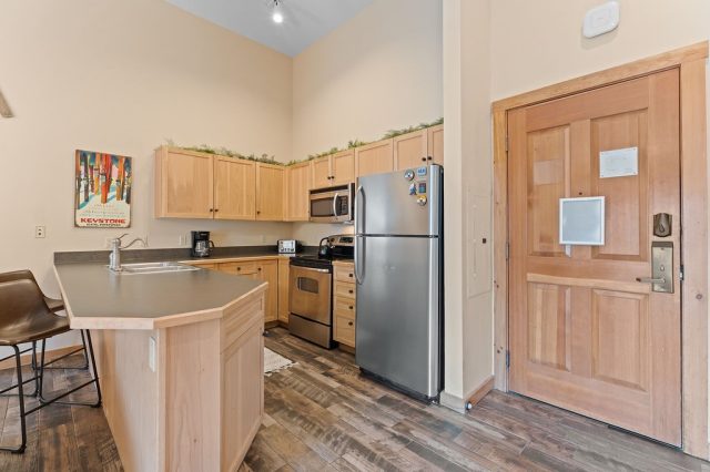 100 Dercum Square 8421 photo 6