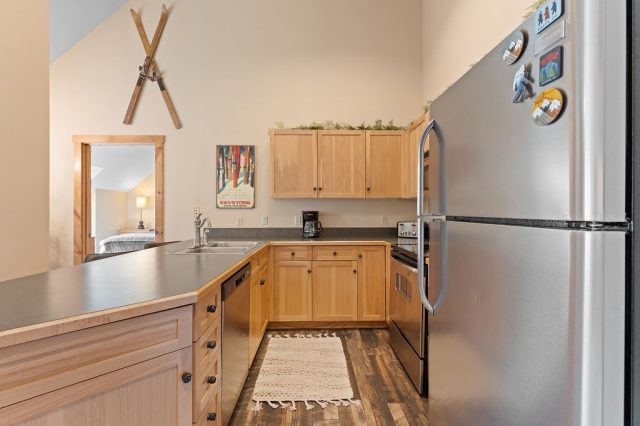 100 Dercum Square 8421 photo 7