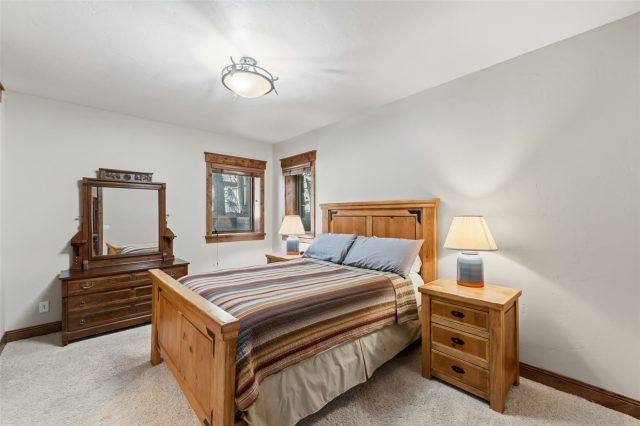 407 Galena A photo 21