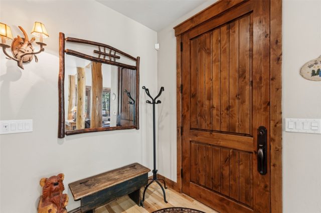 407 Galena A photo 2
