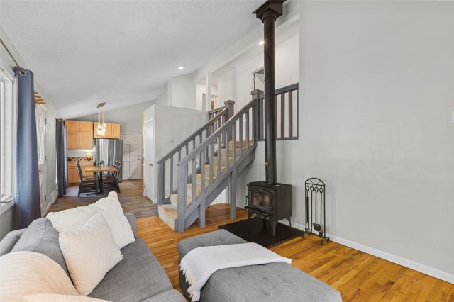 1054 Straight Creek Drive photo 13