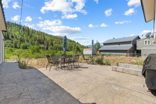 1054 Straight Creek Drive photo 33