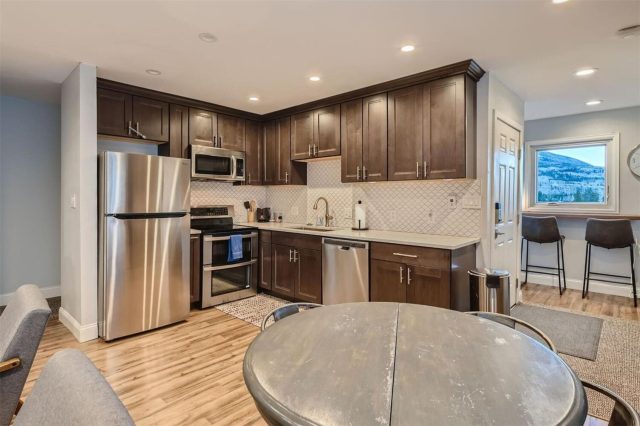 216 Pitkin Street 6 photo 18