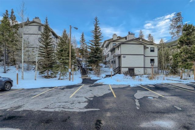 216 Pitkin Street 6 photo 3