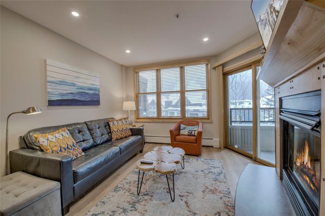 140 Ida Belle Drive 8267 photo 5