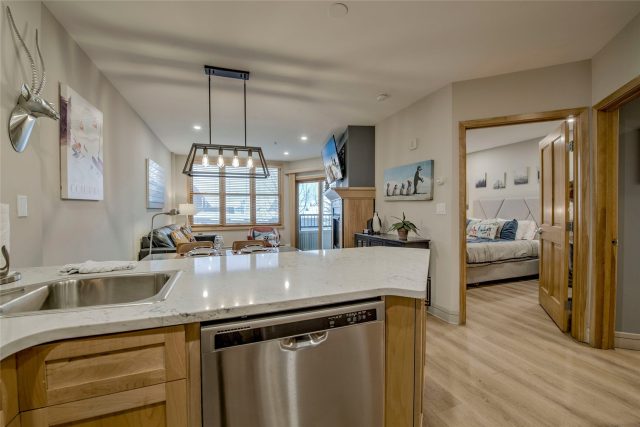 140 Ida Belle Drive 8267 photo 7