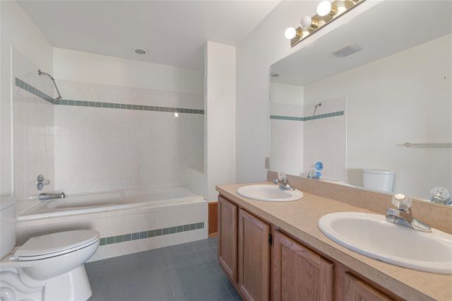 0160 Fawn Court 106 photo 30