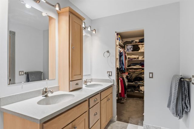 380 Riley Road photo 19