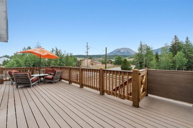 380 Riley Road photo 6