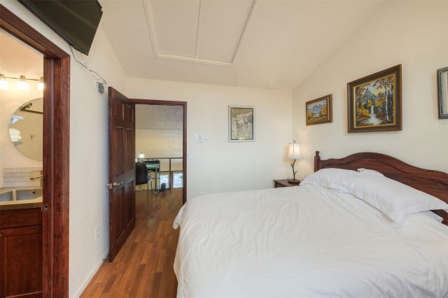 600 S Park Avenue 201 photo 18